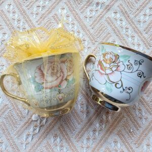 แก้วกาแฟ ลายเบญจรงค์ ขอบทอง ของชำร่วยงานศพ